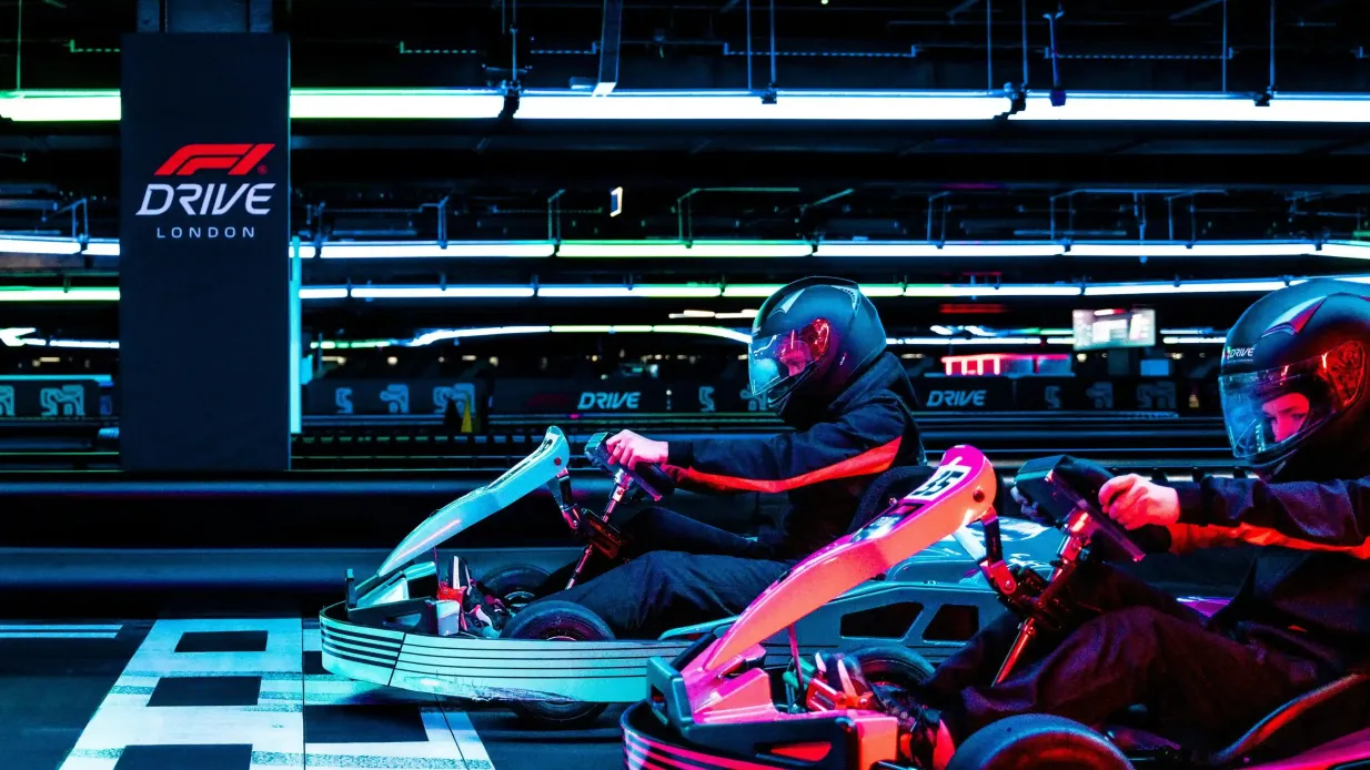 F1® Drive Londres: A Experiência Oficial de Karting F1® (Sessão de Grelha Mista)