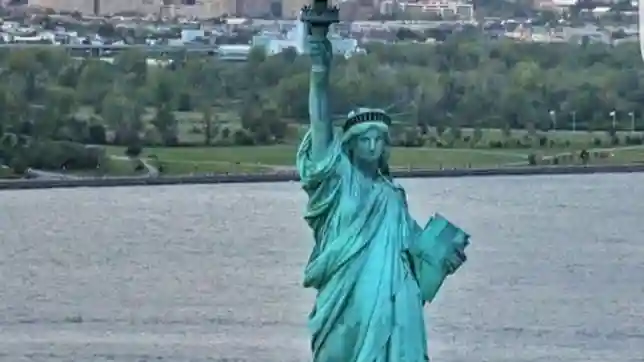 New York: Deluxe Manhattan Helicopter Tour Provided by Fareharbor Marketplace USD