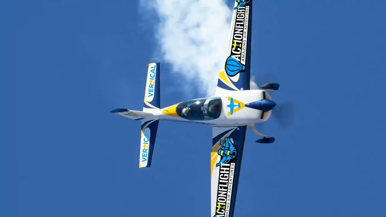 Ras Al-Khaimah : vol acrobatique de 20 minutes avec la force G Fournie par ACTION FLIGHT AVIATION LLC