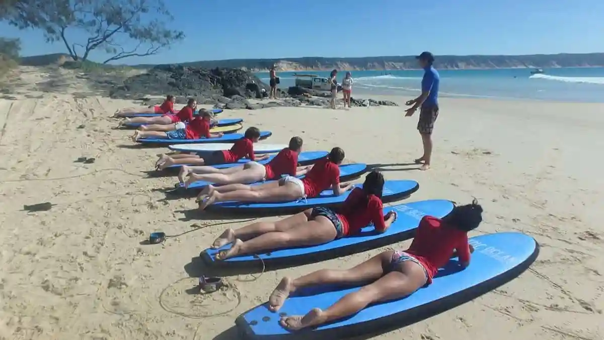 Noosa Heads : Safari 4x4 sur la plage + leçon de surf Fournie par Epic Ocean Adventures Noosa