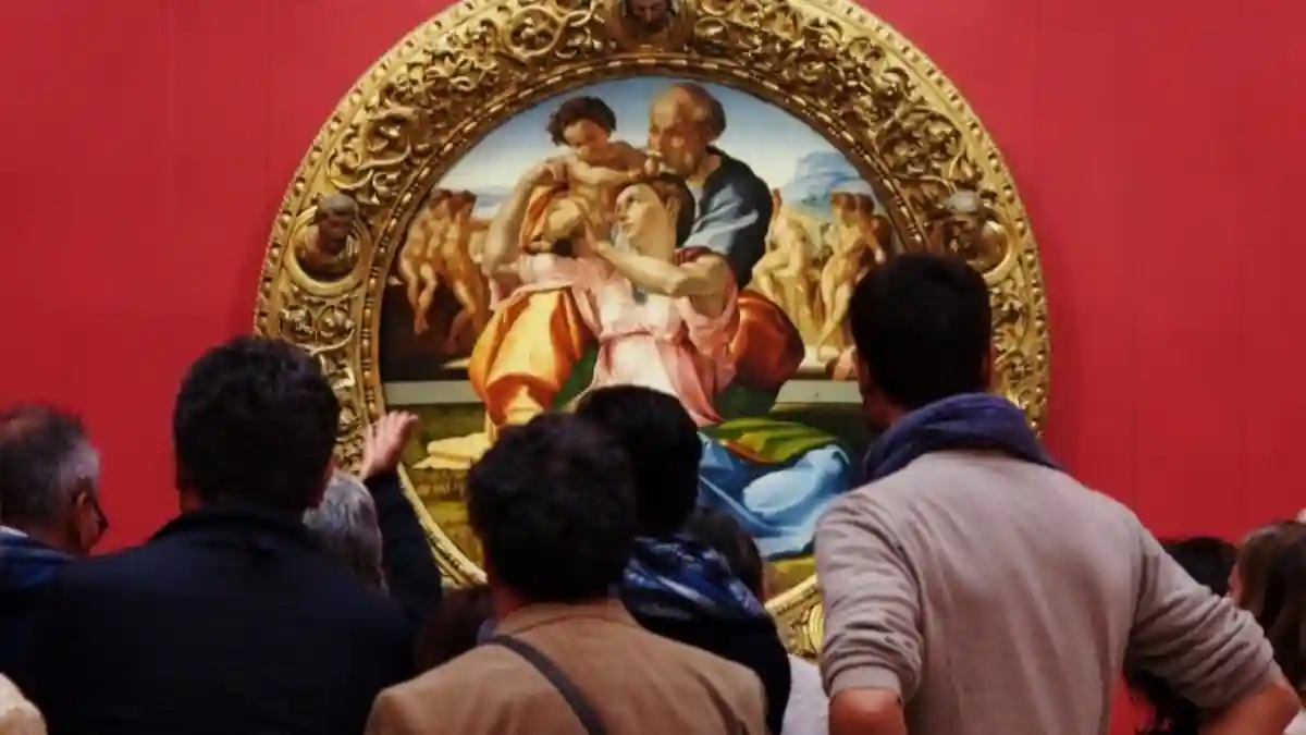 Uffizi Gallery: Reserved Entry + Small Group Guided Tour