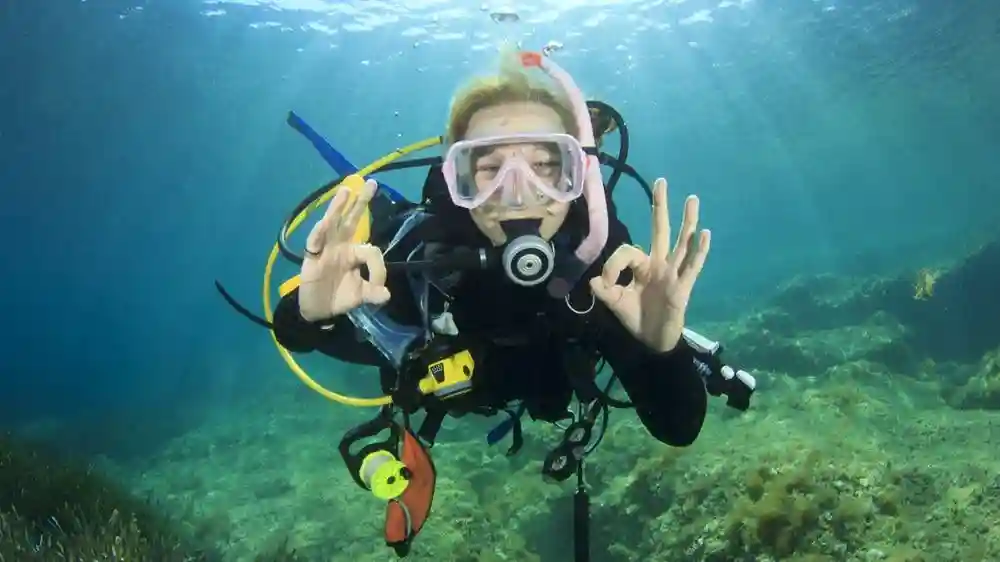 Hurghada: Experiencia guiada de submarinismo + Traslado de ida y vuelta + Almuerzo