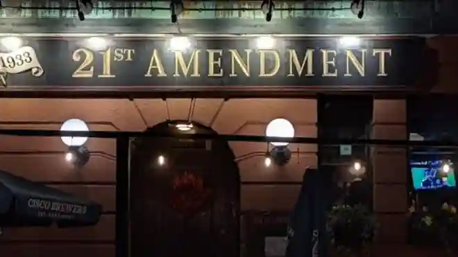 Boston: Visita guiada a un pub embrujado Operado por US Ghost Adventures