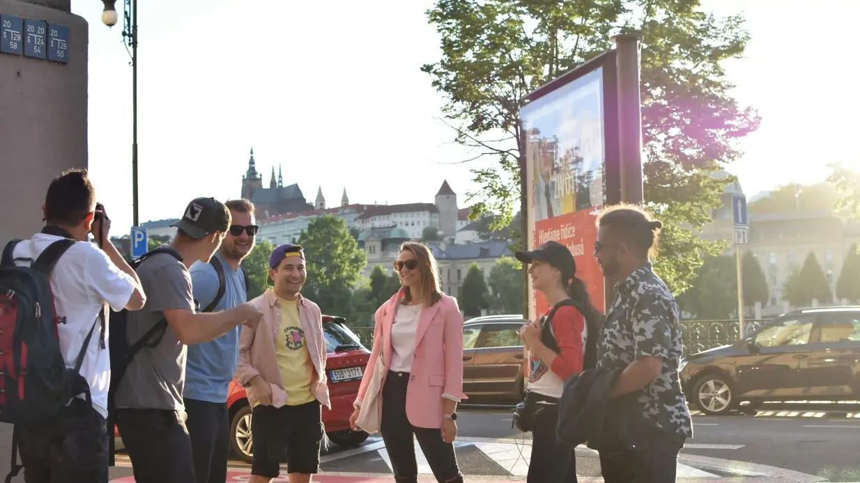 Città vecchia di Praga: Orologio astronomico e tour guidato della metropolitana