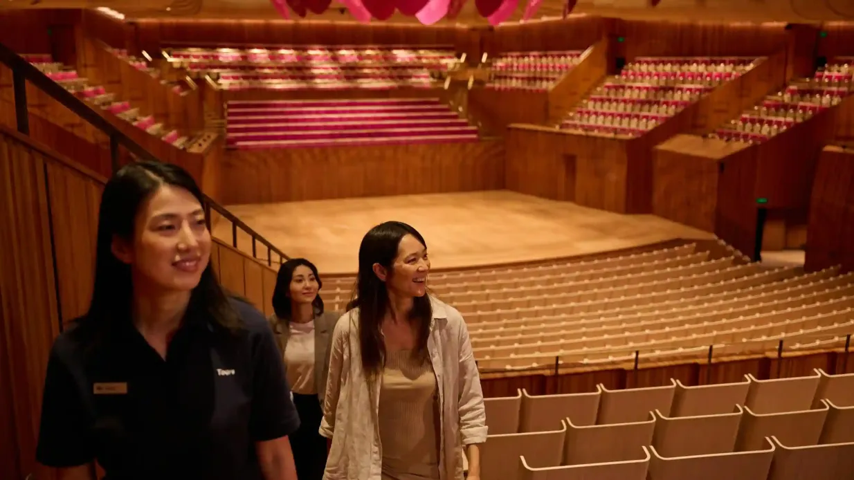Sydney Opera House: Official 30-Min Guided Tour in Japanese & Korean