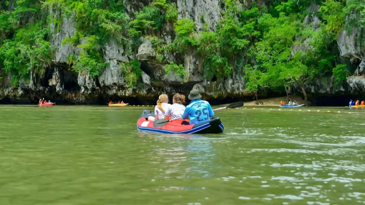 Phang Nga Bay: Guided Big Boat Tour from Phuket + Canoeing + Lunch Provided by [Oh-Hoo] SiamScapeJourneys co.,ltd.