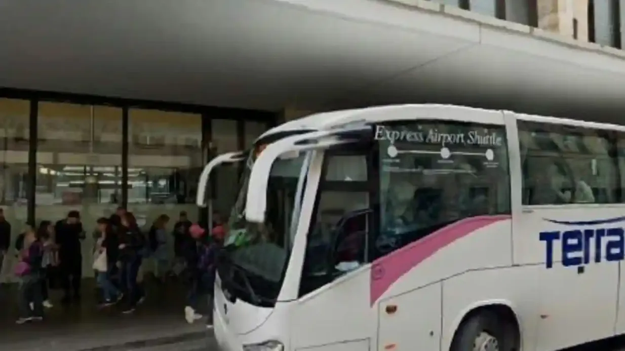 Estambul: Traslado en autobús desde/hasta el aeropuerto de Estambul (SAW) y la ciudad