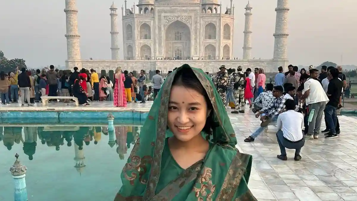 Agra: Guided Tour + Roundtrip Transfer