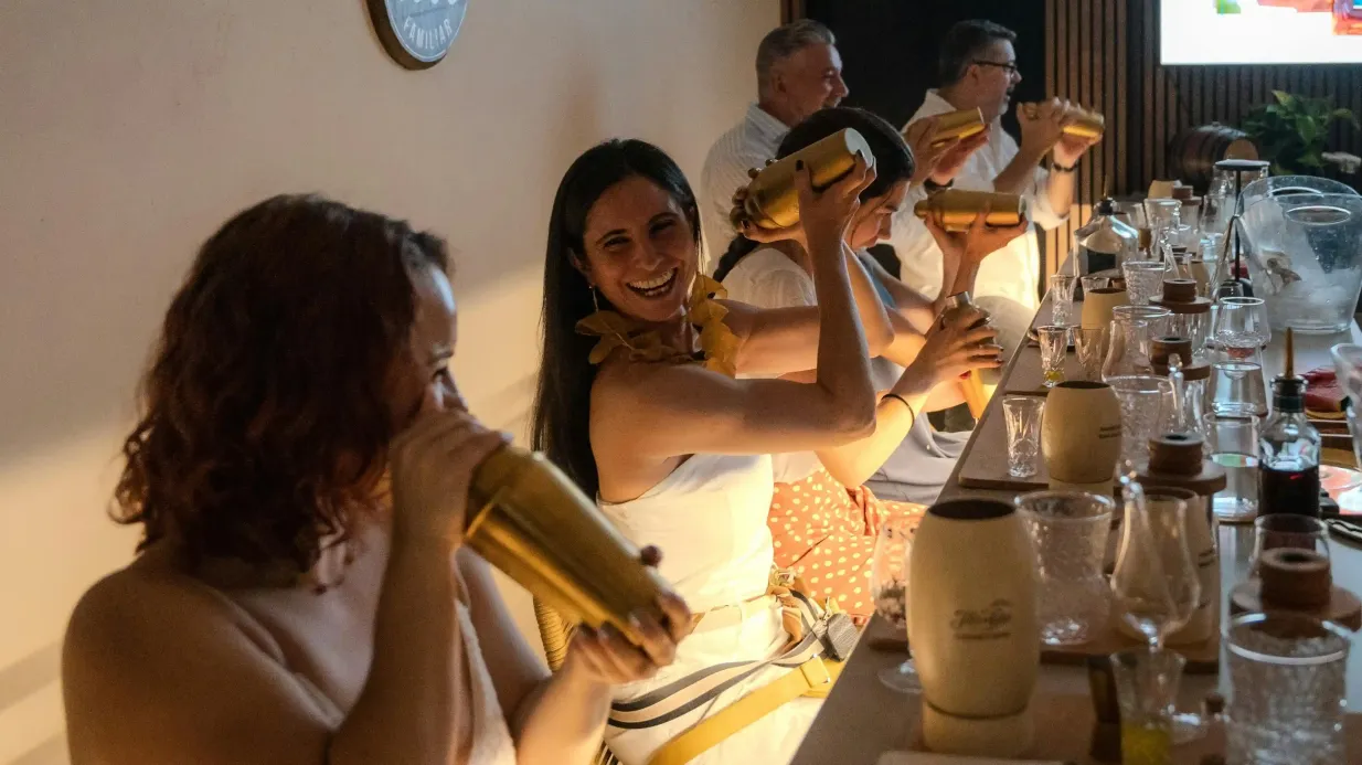 Madrid: Tour del Maestro Ronero Fornito da FLOR DE CAÑA EXPERIENCE