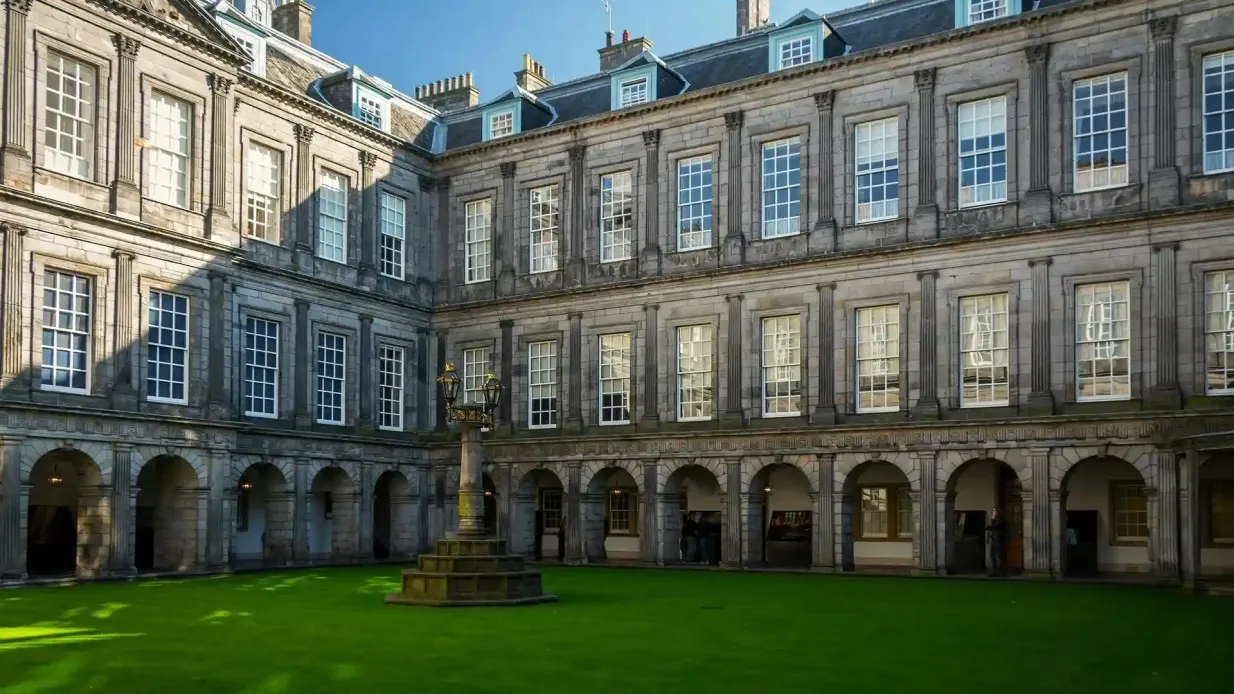 Edimburgo: Tour delle attrazioni di Harry Potter + ingresso al Palazzo di Holyrood