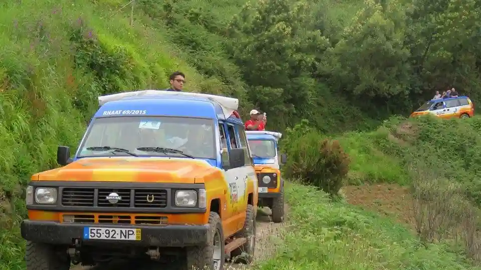 Suroeste de Madeira: Excursión guiada en Jeep 4x4 + Visita a la Destilería de Ron y Ginebra Operado por Green Devil Safari Unipessoal Lda