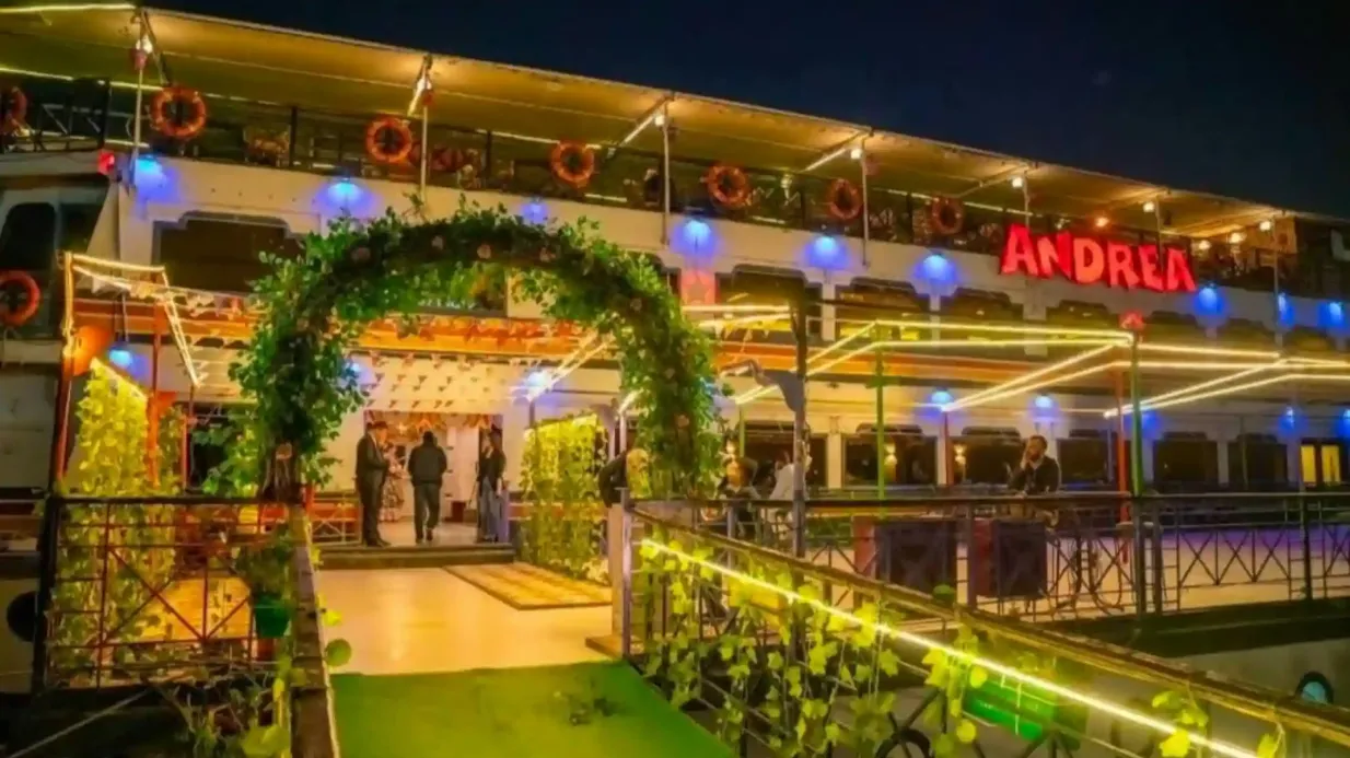 Cairo: Nile River Memphis Dinner Cruise + Show + Private Transfers