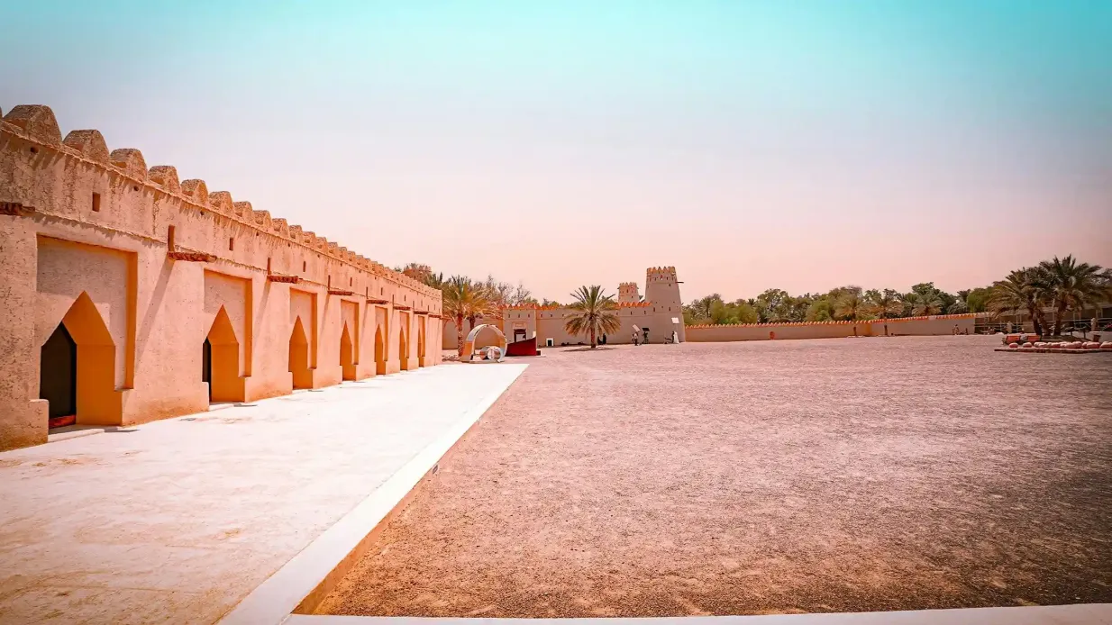 Al Ain: Tour guidato della città da Abu Dhabi + pranzo a buffet