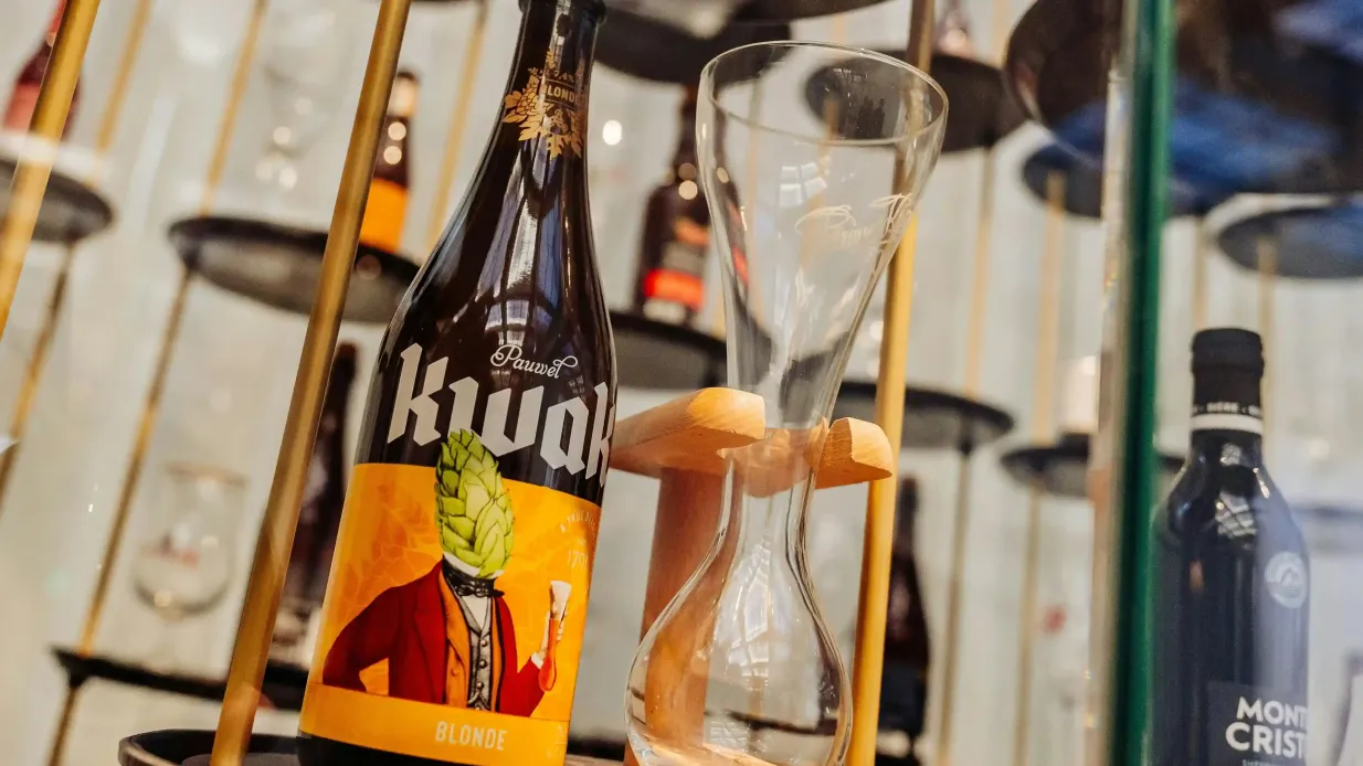 Tootbus Brüssel: Hop-on Hop-off Electric Bus Tour + Belgian Beer World