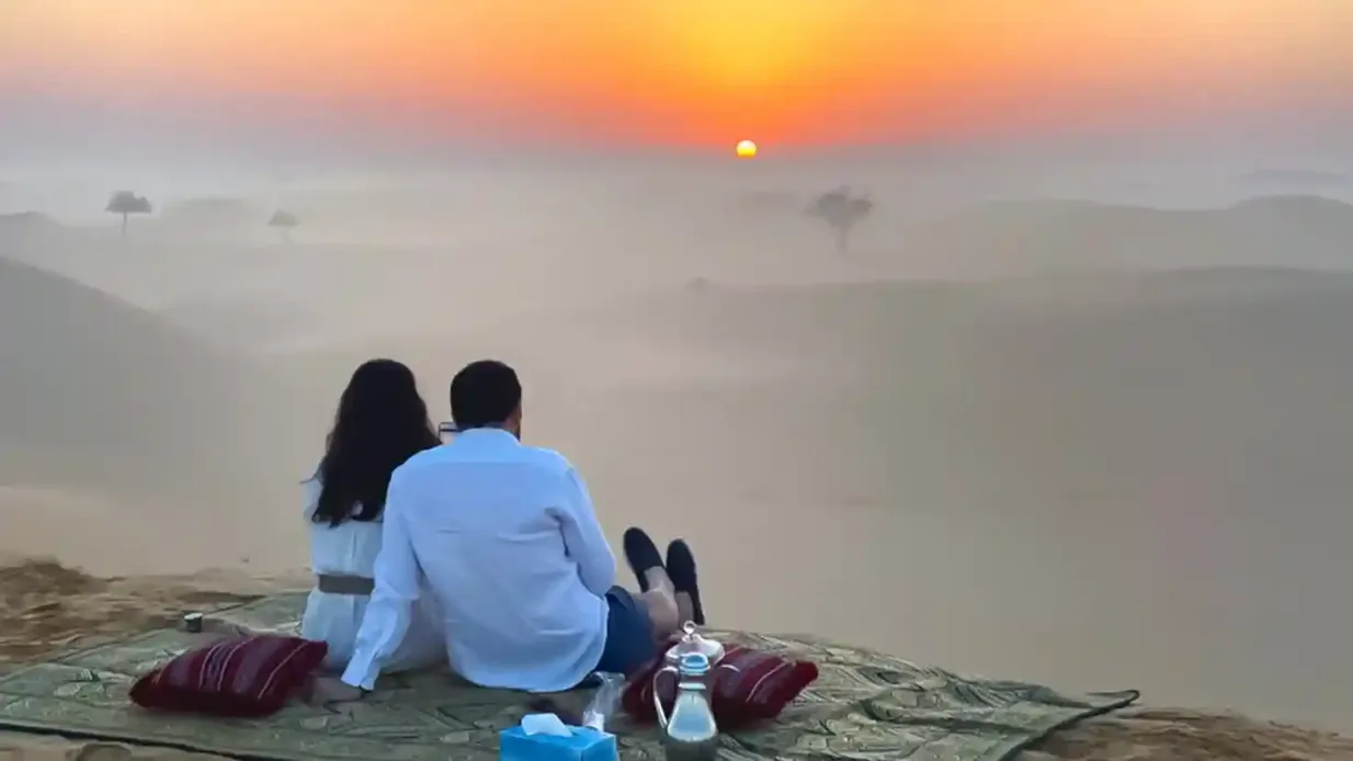 Abu Dhabi: Sunrise Desert Safari Tour + Roundtrip Transfer