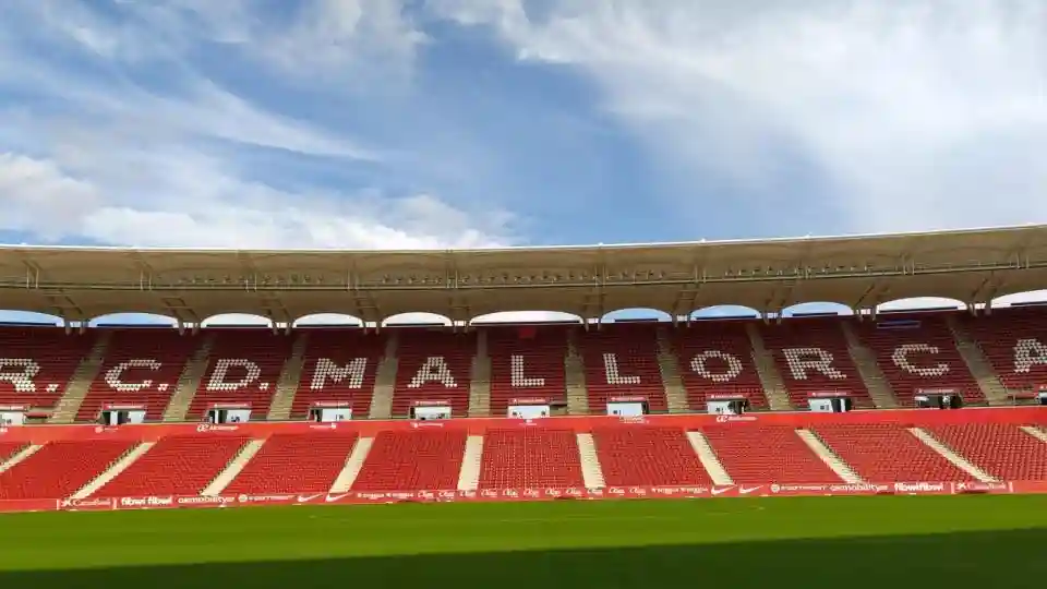 Mallorca Son Moix Stadion: RCD Mallorca Fußballspiel