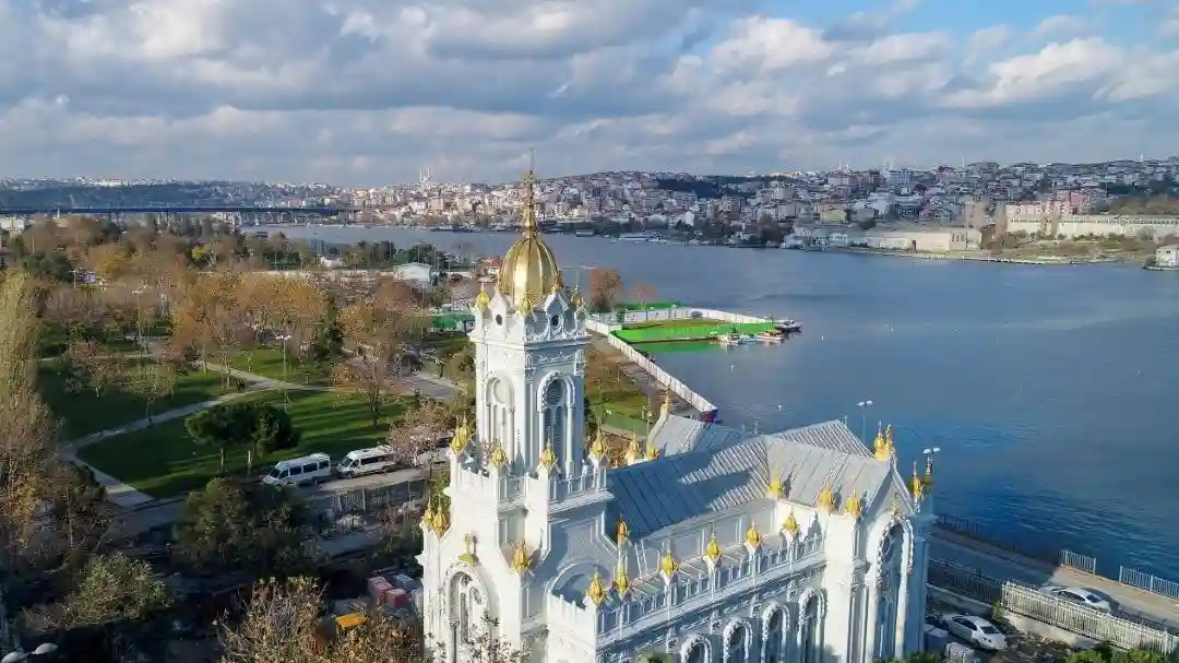 Passeio pela cidade antiga de Istambul e pelo Bósforo Organizado por SeaLand Trip