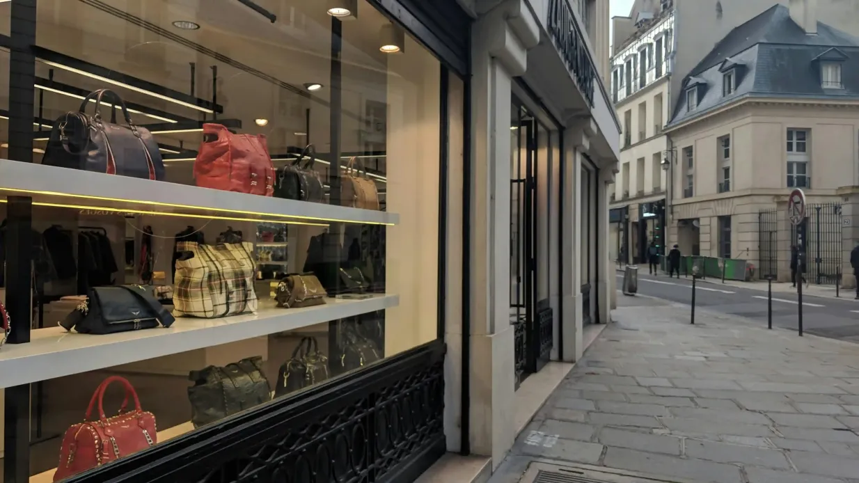 De Compras por París: Moda francesa, fragancias y diversión en el Marais