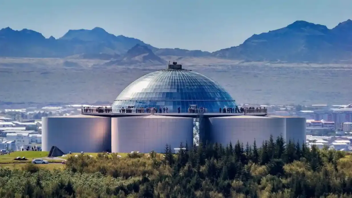 Golden Circle: Tour from Reykjavik + Perlan Museum Entry Provided by Bus Travel Iceland