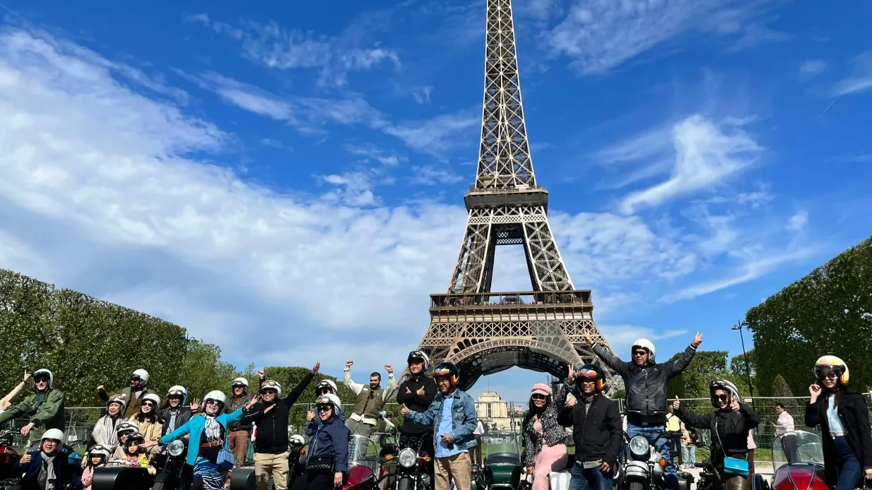 Paris: Geführte Sidecar Monuments Tour