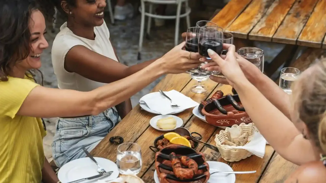 Lisboa: Recorrido gastronómico guiado por la Baixa + Degustaciones Operado por Global Experiences LTD