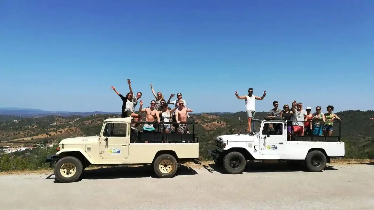Algarve: Sunset Jeep Safari Tour with Dinner Provided by Alsafari Tours