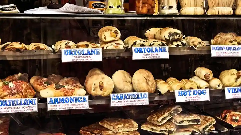 Napoli: Tour del cibo di strada locale
