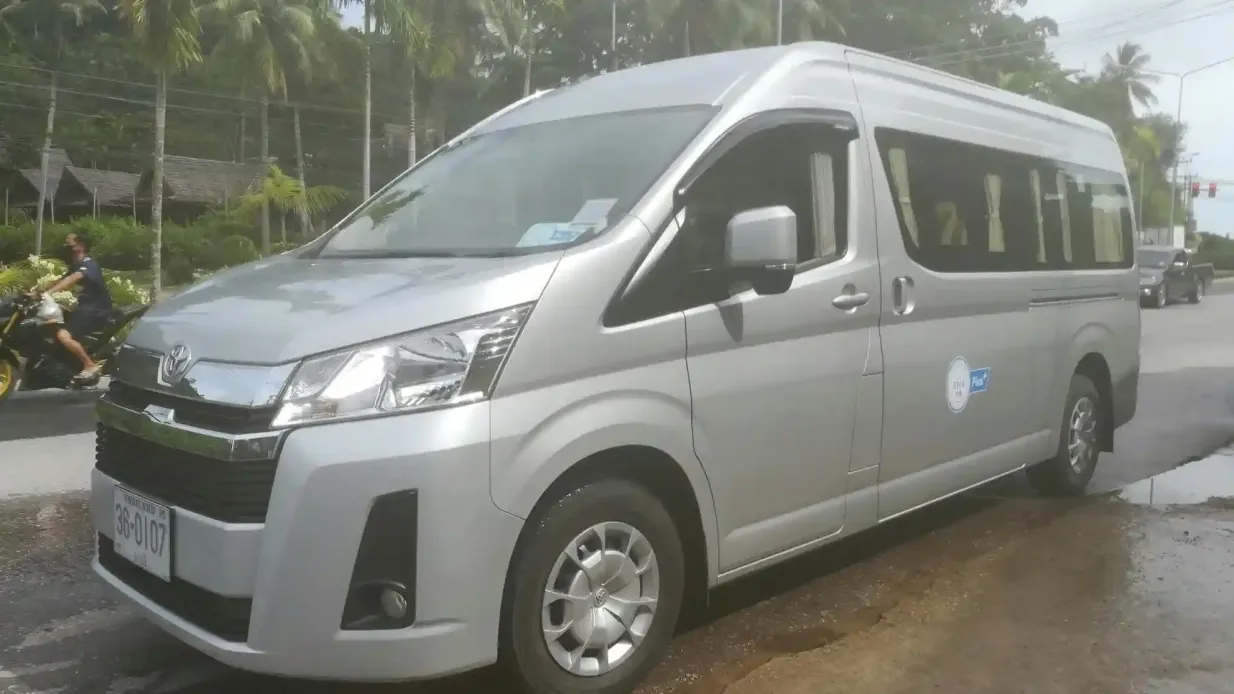 Krabi: Einfacher gemeinsamer Van-Transfer vom/zum internationalen Flughafen Krabi Bereitgestellt von Krabi: One-way Shared Van Transfer From/To Krabi International Airport