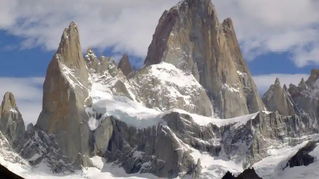 El Chaltén: Full-Day Guided Tour + Roundtrip Transfer + Lunch Provided by Patagonia Dreams