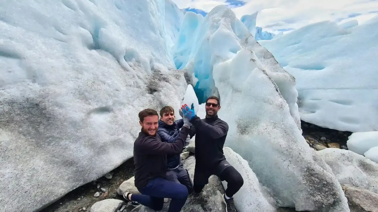 Perito Moreno Glacier: Blue Safari + Roundtrip Transfer from El Calafate Provided by Patagonia Dreams