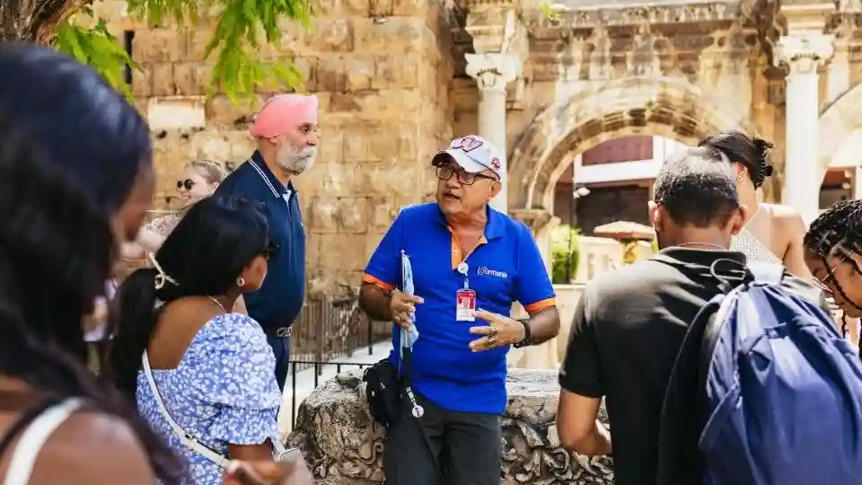 Antalya: City Tour com passeio de teleférico, passeio de barco e cachoeiras de Duden Organizado por Tourmania