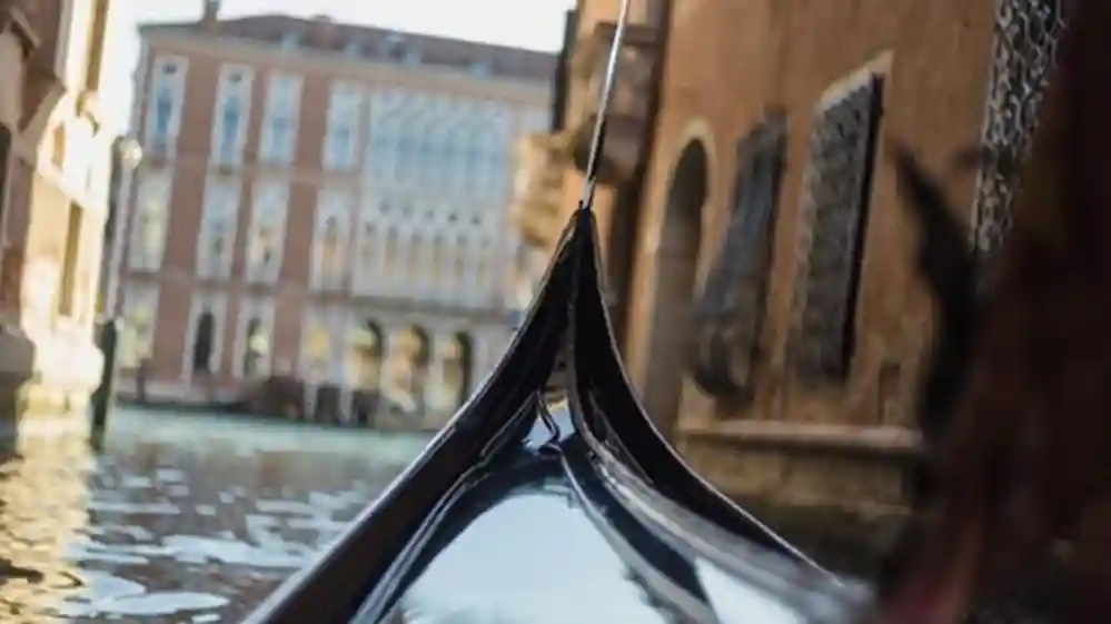 Venezia: Giro in gondola sul Canal Grande + salta la fila Fornito da City Tours Co Uk