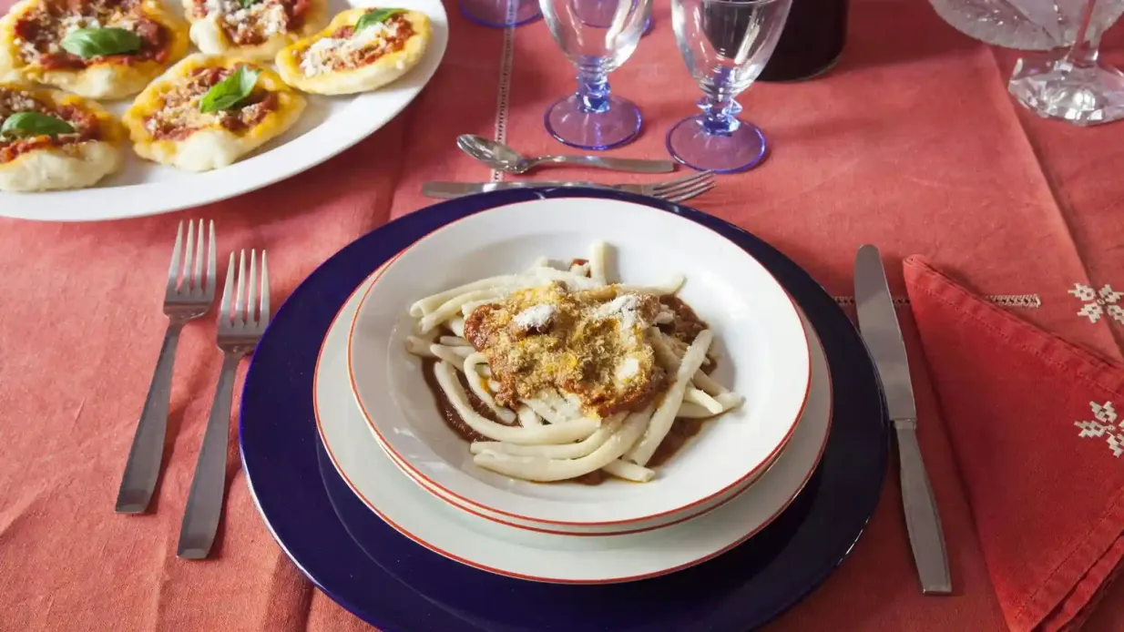 Pompei: Dining Experience at a Local’s Home Provided by Cesarine