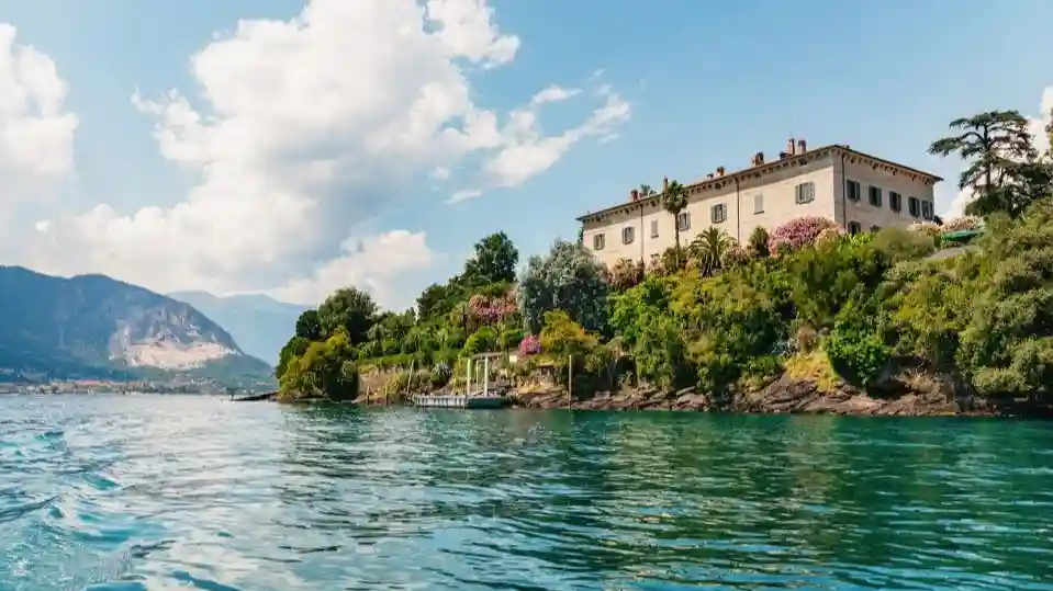 Isola Bella & Isola dei Pescatori: Tour in Taxi Boat Hop-on Hop-off Fornito da Book Your Italy by Travel-Lab T.O. & D.M.C.