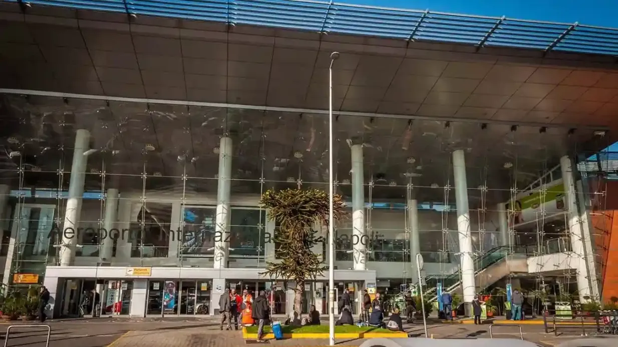 Naples: Transfer from Capodichino Airport to City Center