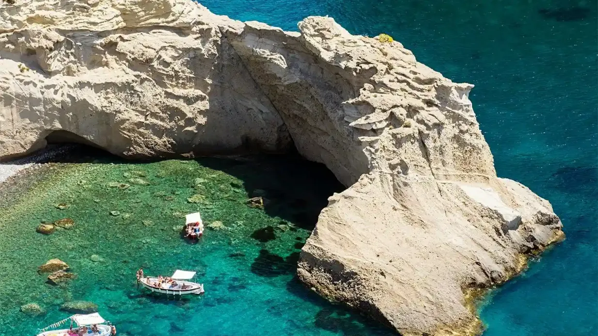 Isla de Ponza: Excursión de un día desde Anzio + Crucero en barco + Comida Operado por EcoArt Travel