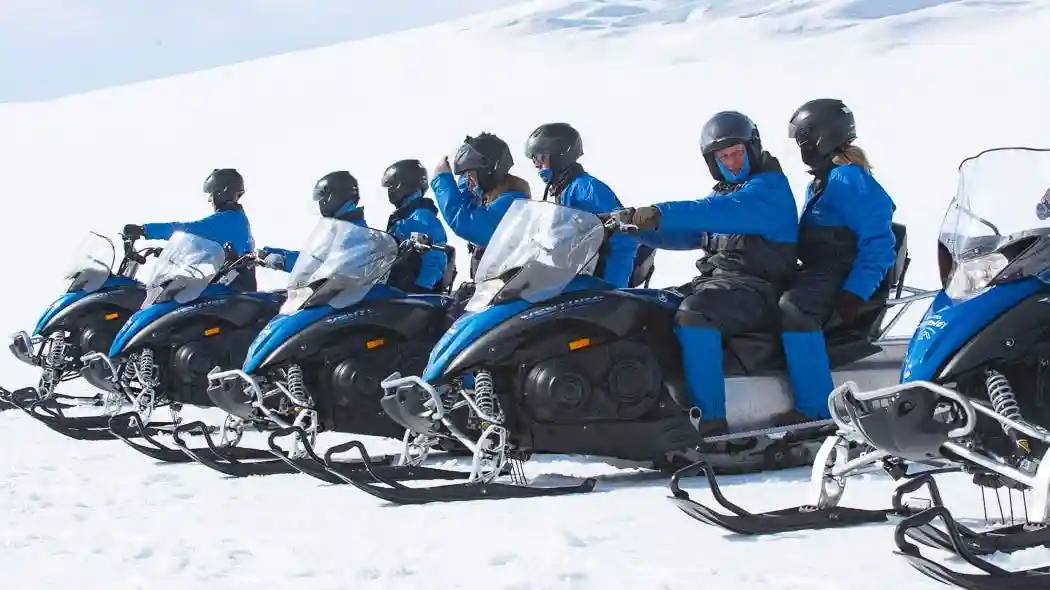 Vatnajökull : Excursion en motoneige Fournie par Glacier Journey / Fallastakkur ehf.