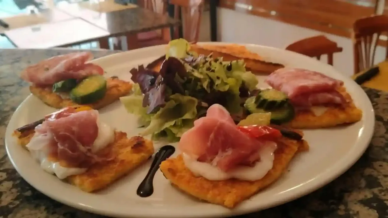 Pisa: Guided Food Tour