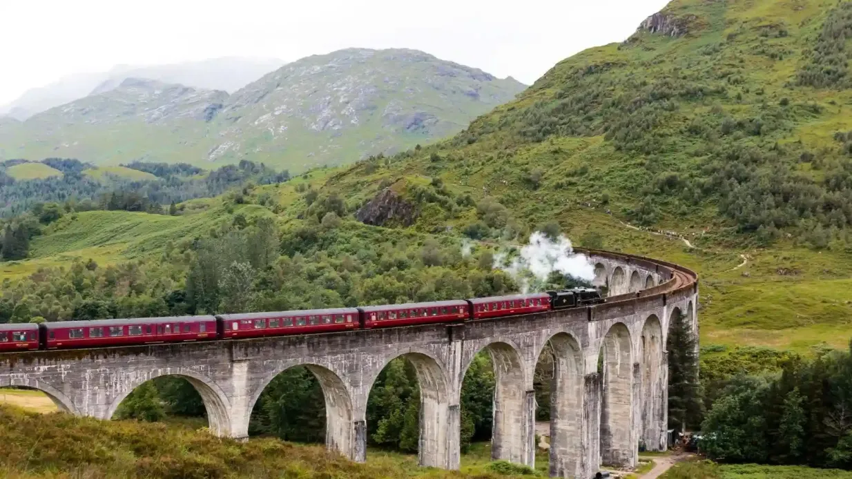 Harry Potter Train and the Scenic Highlands Tour from Inverness Provided by Highland Explorer Tours