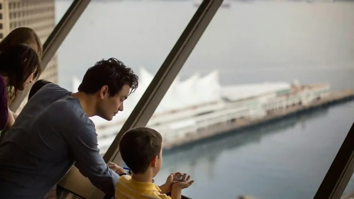 Vancouver: City Tour + Vancouver Lookout Admission Provided by Big Bus Vancouver Limited dba West Coast Sightseeing