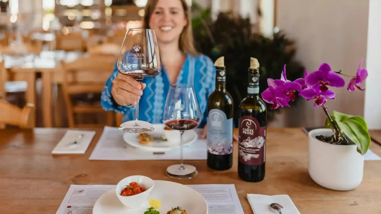 Weingut Corte Pavone: Lokale Weinverkostung mit Gourmet-Vorspeisen Bereitgestellt von Corte Pavone Winery