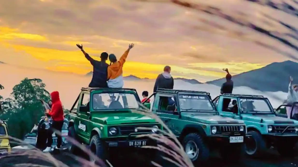 Mount Batur: Jeep Tour + Kintamani Cafe + Ubud Dorf Bereitgestellt von Krisna Bali Trekking Tour