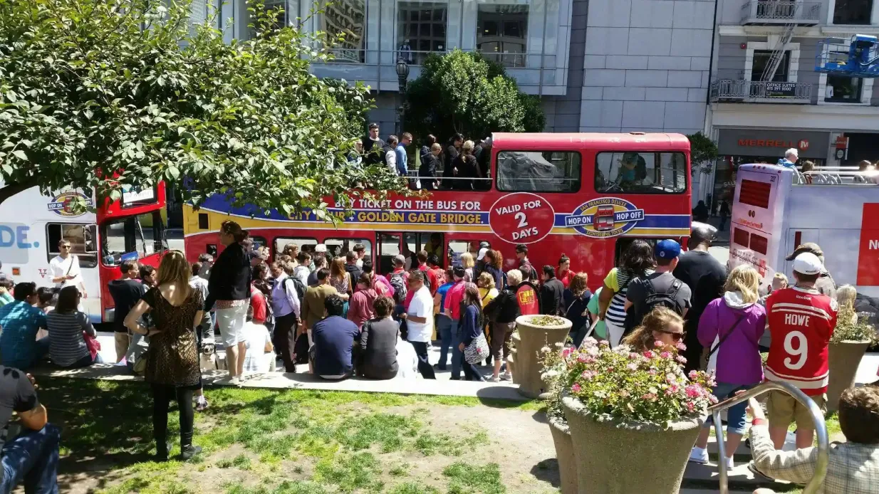 San Francisco: Hop-on Hop-off Afternoon Bus Tour Provided by San Francisco Deluxe Sightseeing Tours