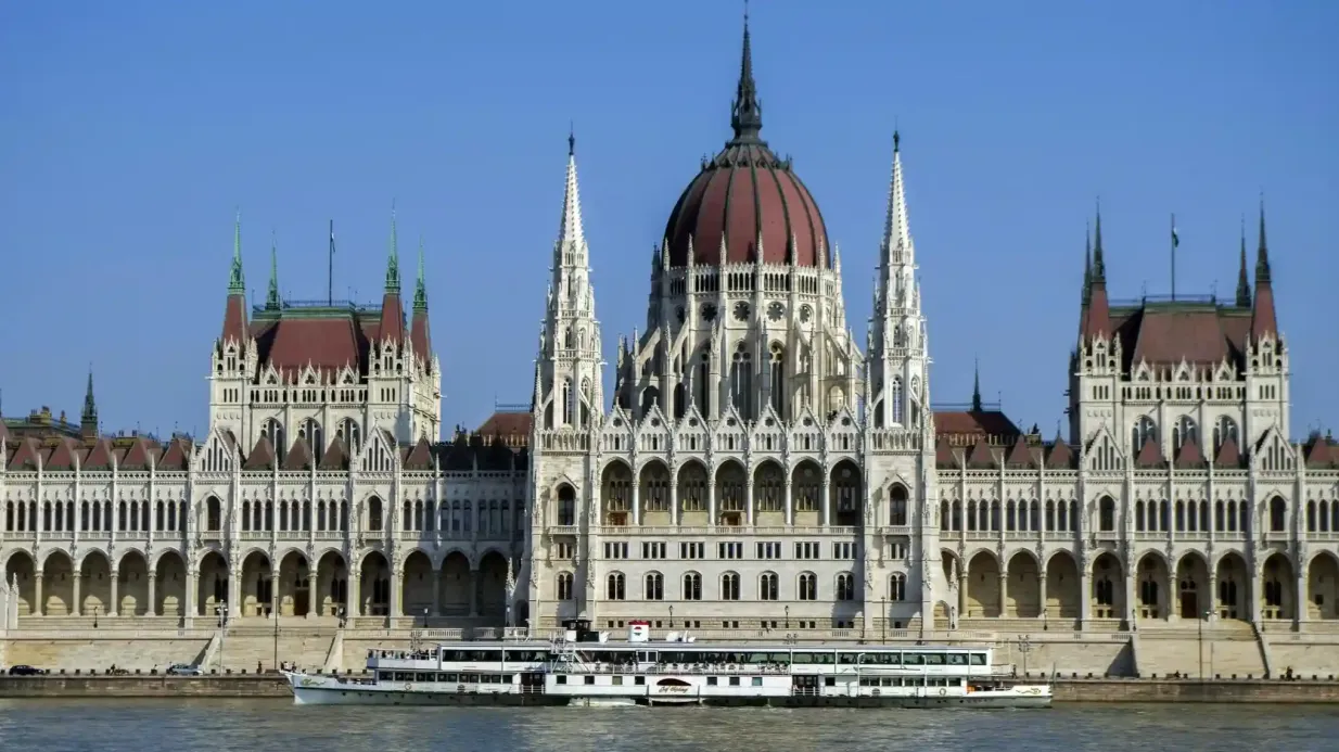 Budapest: Danube River Day Cruise + Brunch Provided by Tiqets International B.V.