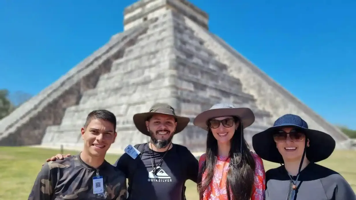 Chichén Itzá: Guided Tour from Cancún + Early Access + Optional Hotel Transfers Provided by OPERADORA AROZARENA