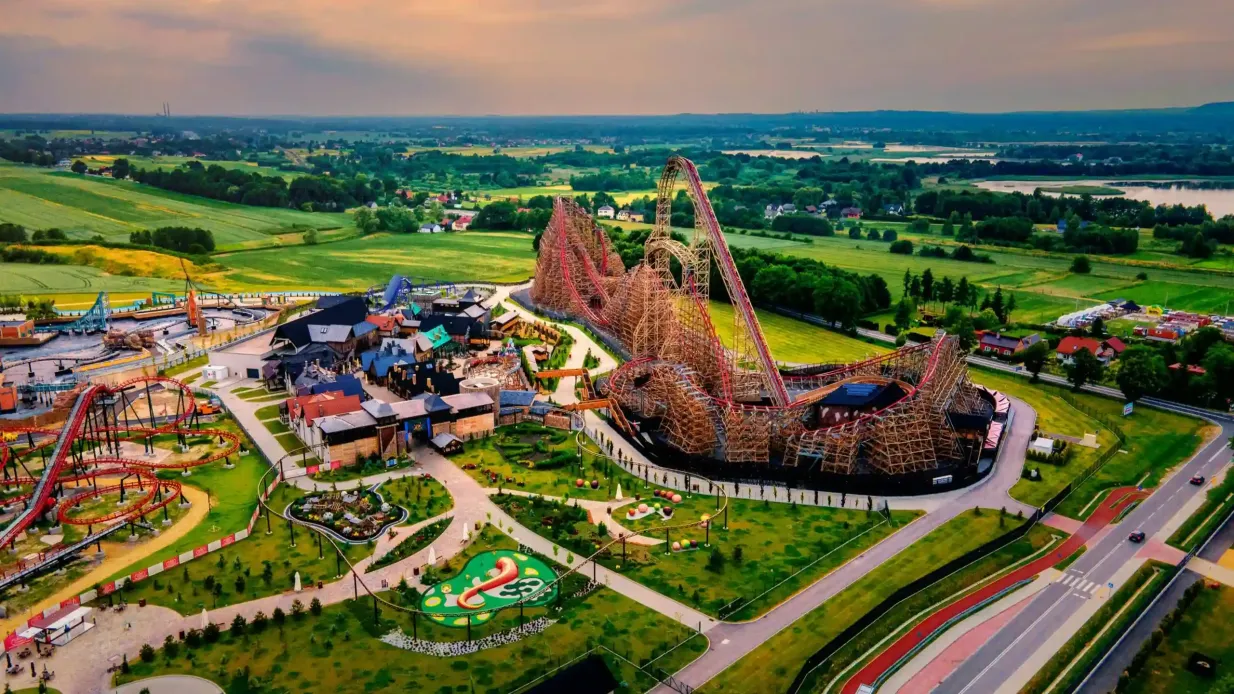 Energylandia: Entry Ticket + Roundtrip Transport from Krakow Provided by Krakow Direct - JTP Direct Sp. z o. o.