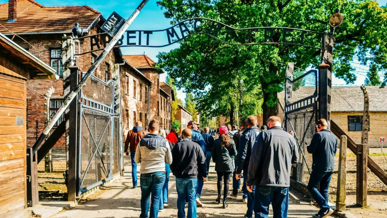 Auschwitz-Birkenau & Wieliczka Salt Mine: Guided Tour + Transport Provided by Krakow Direct - JTP Direct Sp. z o. o.
