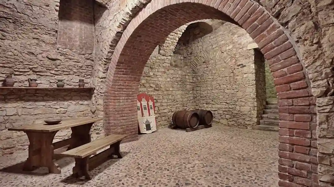Prague: Medieval Underground and Old Town Tour