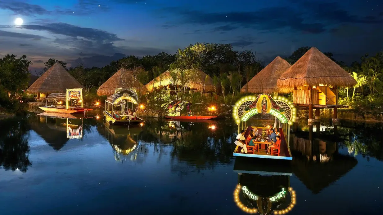 Parco Xoximilco: Ingresso e trasporto veloce con cena e musica dal vivo Fornito da Experiencias Xcaret Web, SAPI de CV