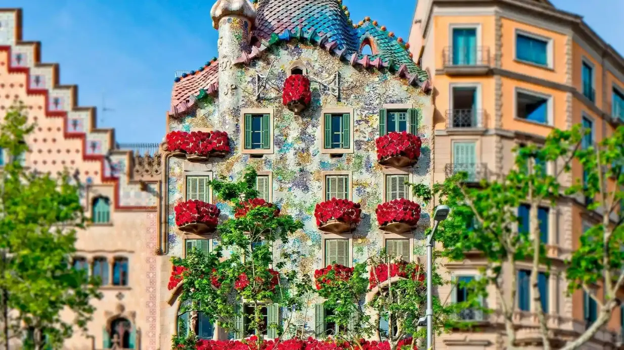 Barcelone et l'œuvre d'art de Gaudí : excursion en bus depuis Lloret